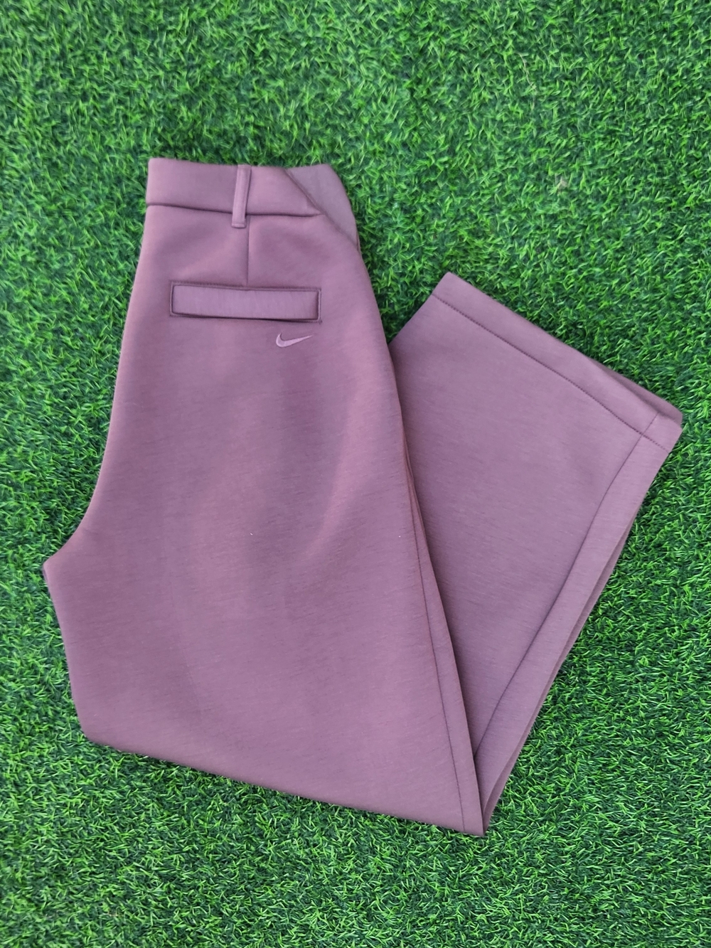 Nike Women's Sportswear Loose Mid-Rise Fleece Trousers Size S